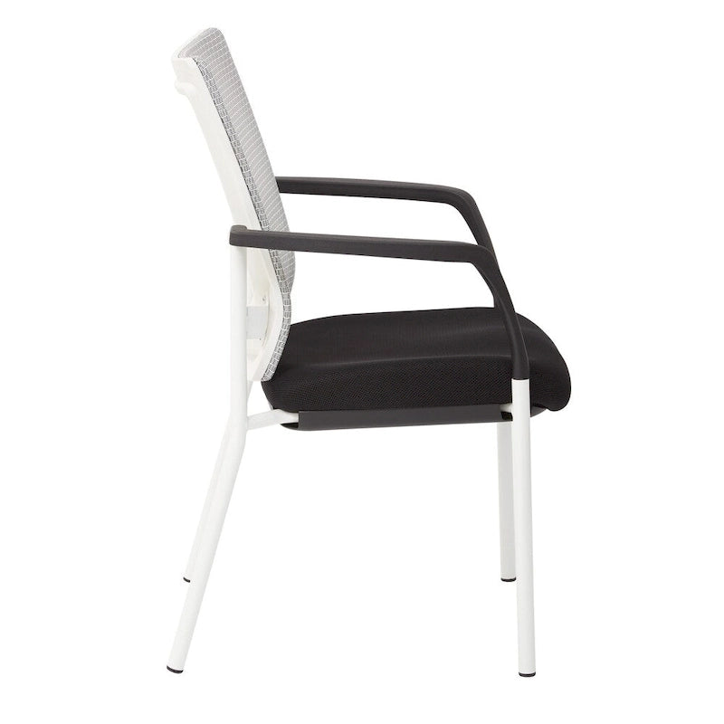 ? Chaise visiteur à dossier en maille avec assise rembourrée en tissu noir, accoudoirs et piètement à finition blanche